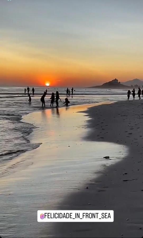 Felicidade In Front Sea Saquarema Exterior photo